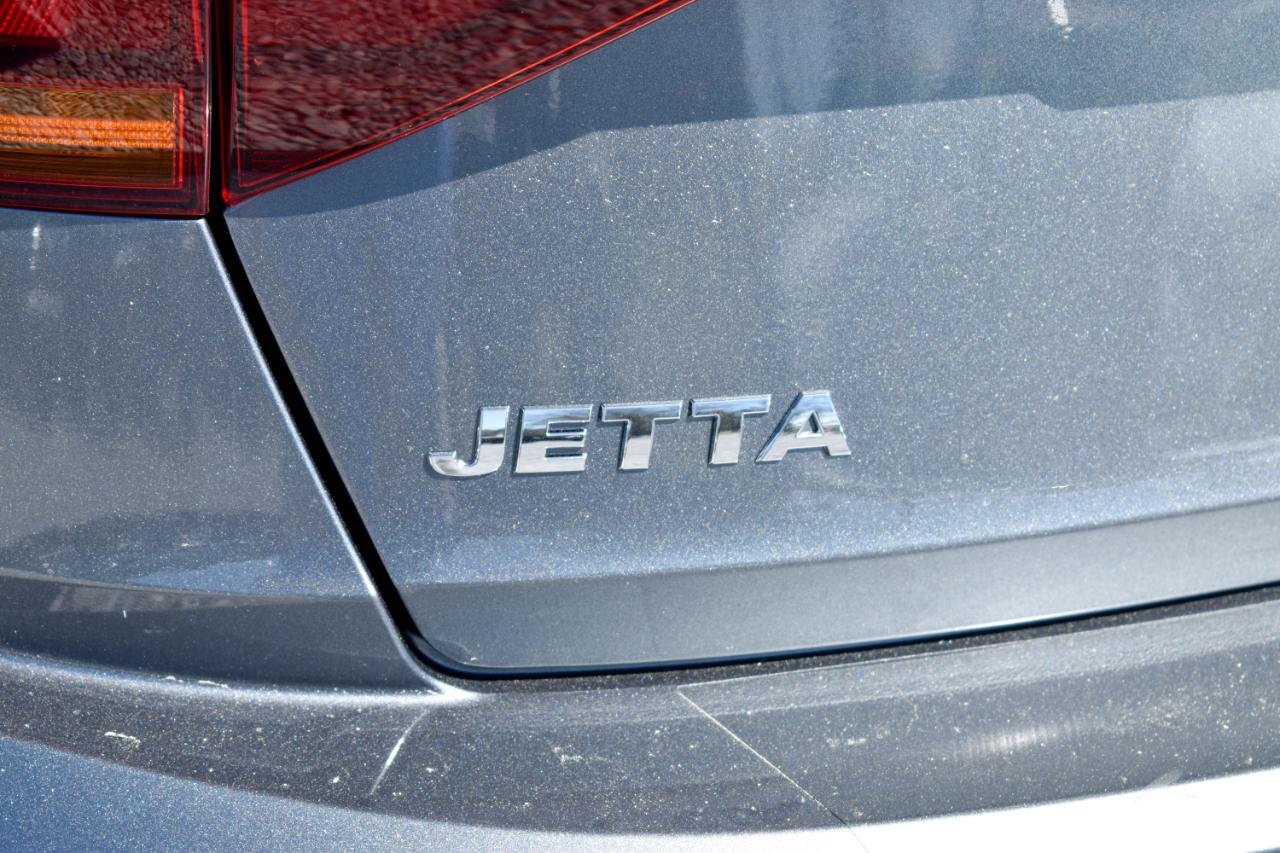 Volkswagen Jetta 1.4T S 6A 2019