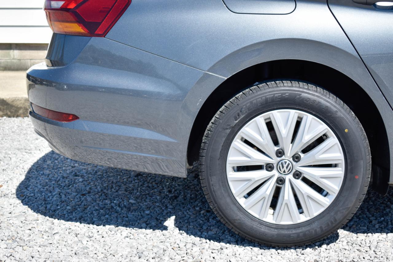 Volkswagen Jetta 1.4T S 6A 2019