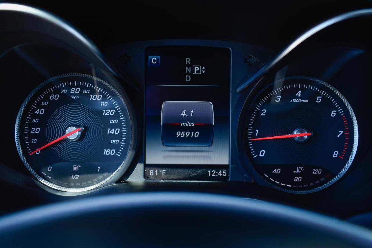 Mercedes-Benz C-Class C300 4MATIC Sedan 2015