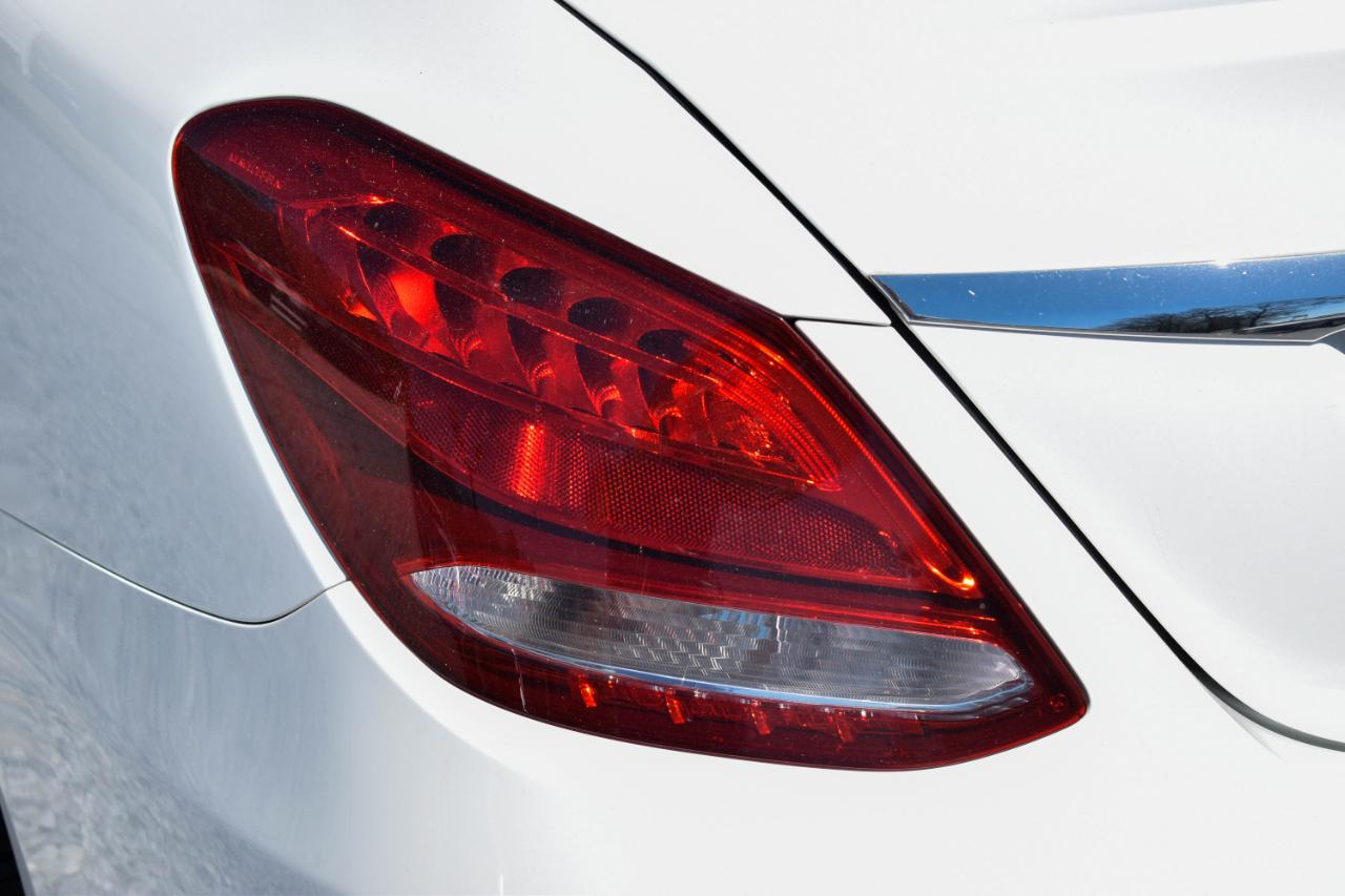 Mercedes-Benz C-Class C300 4MATIC Sedan 2015