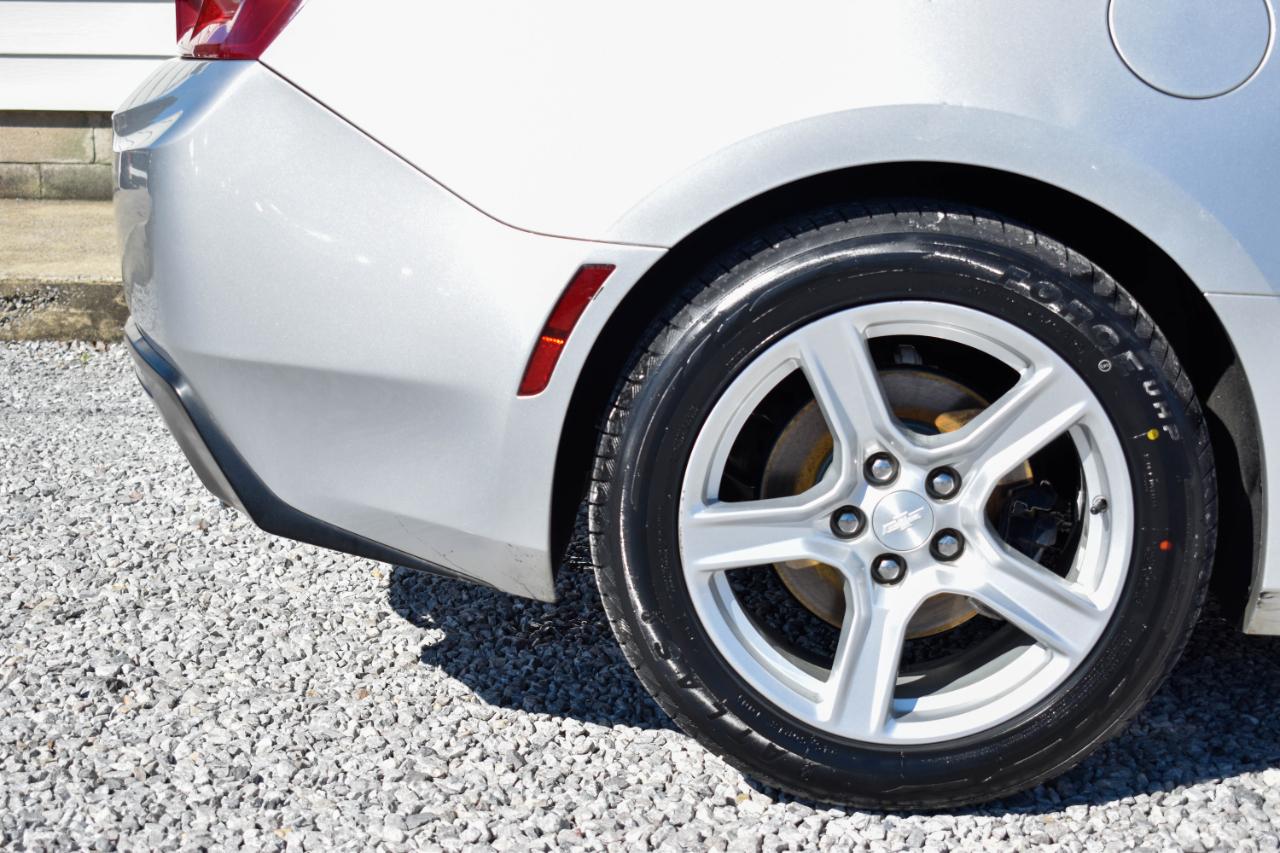 Chevrolet Camaro 1LT Convertible 8A 2018