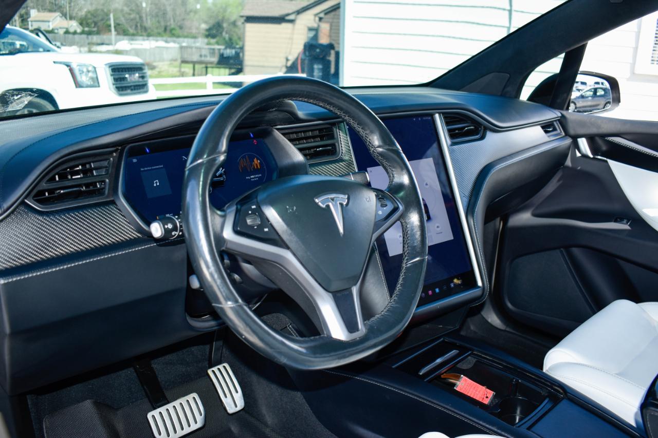 Tesla Model X Plaid 2021
