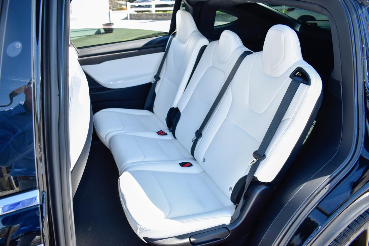 Tesla Model X Plaid 2021