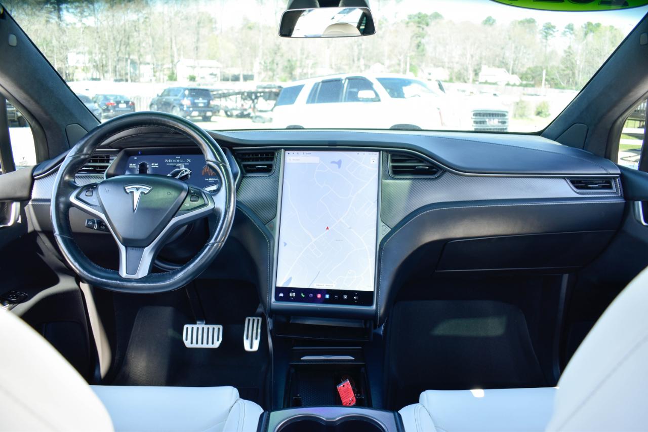 Tesla Model X Plaid 2021