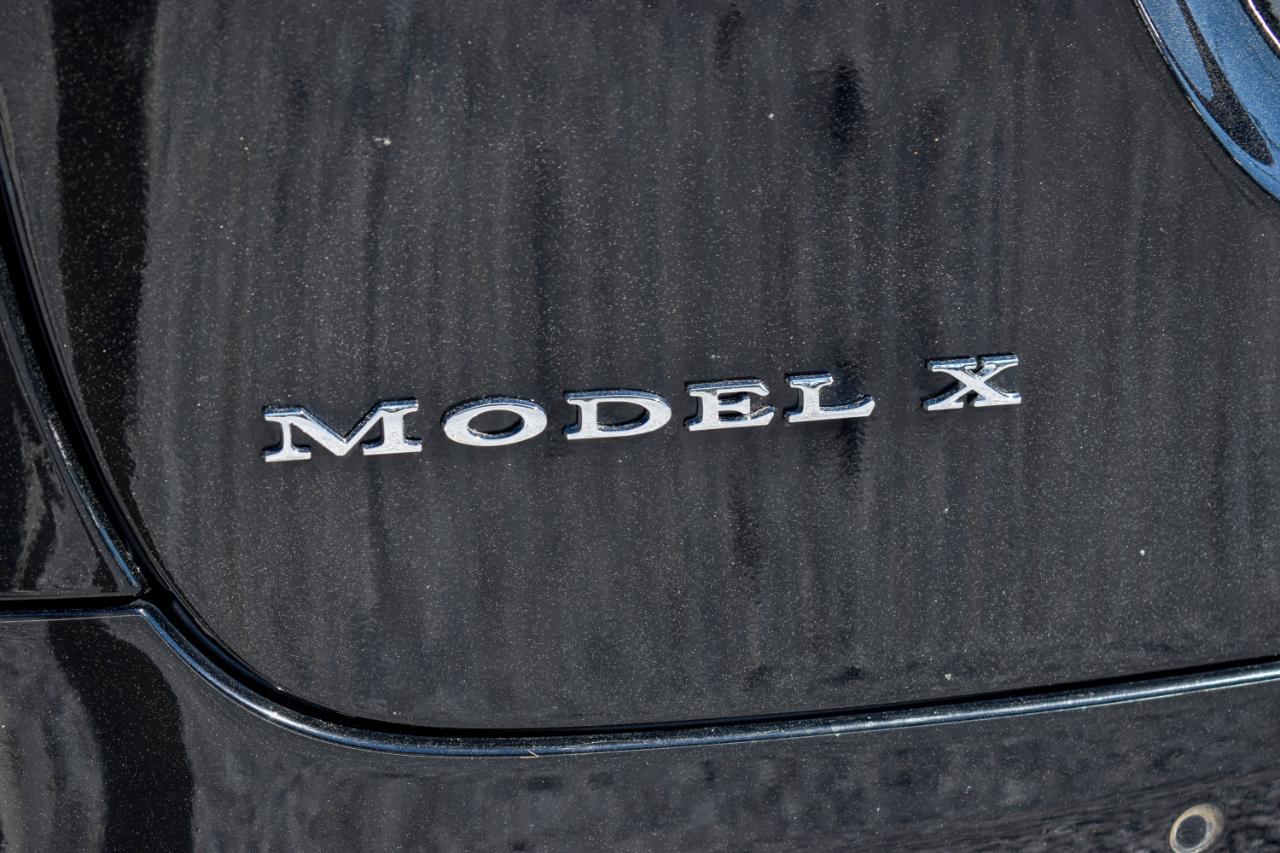 Tesla Model X Plaid 2021