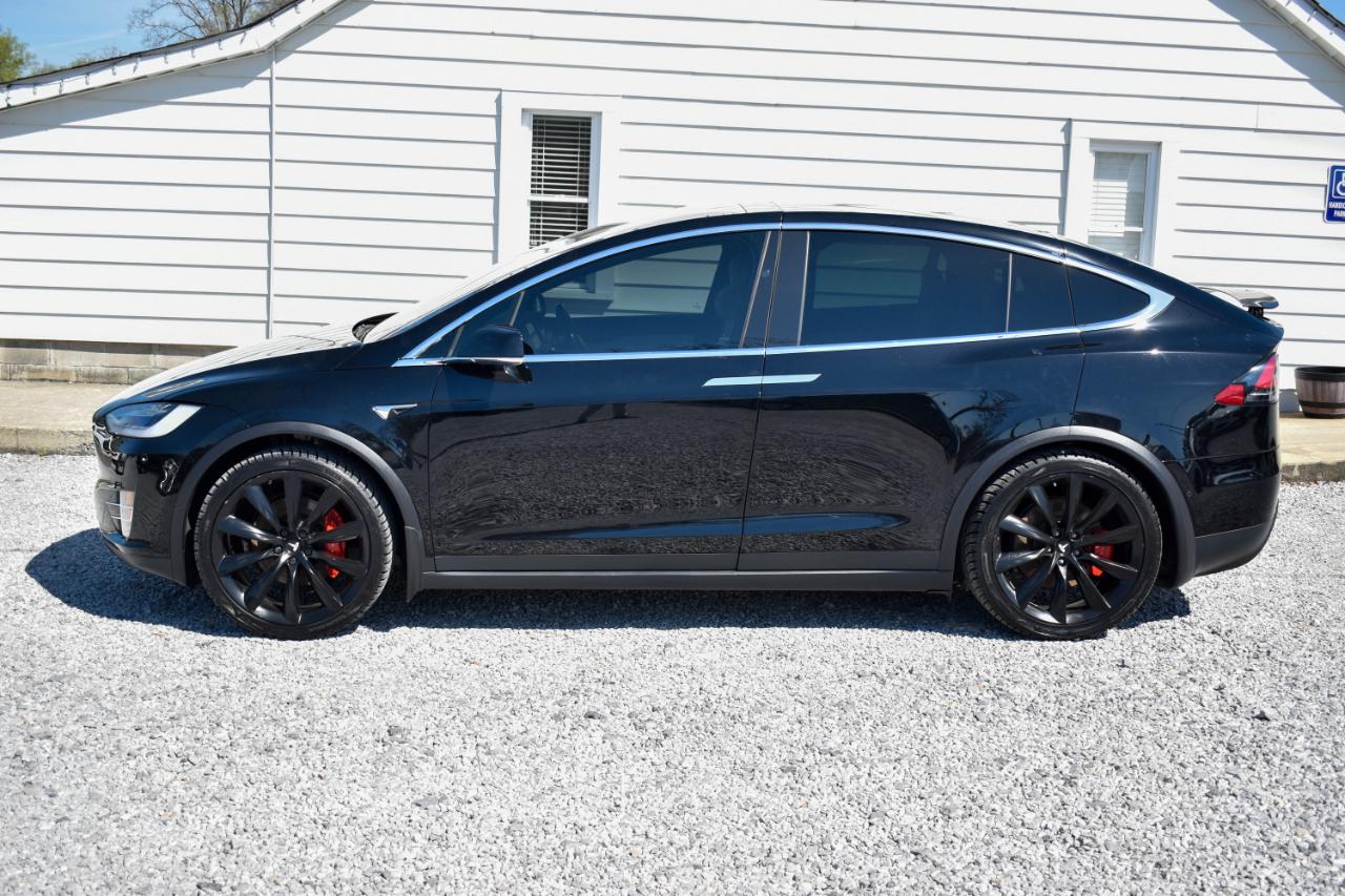 Tesla Model X Plaid 2021