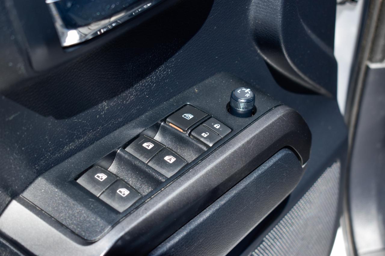 Toyota Tacoma TRD Sport Double Cab 5' Bed V6 4x4 AT (Natl) 2019