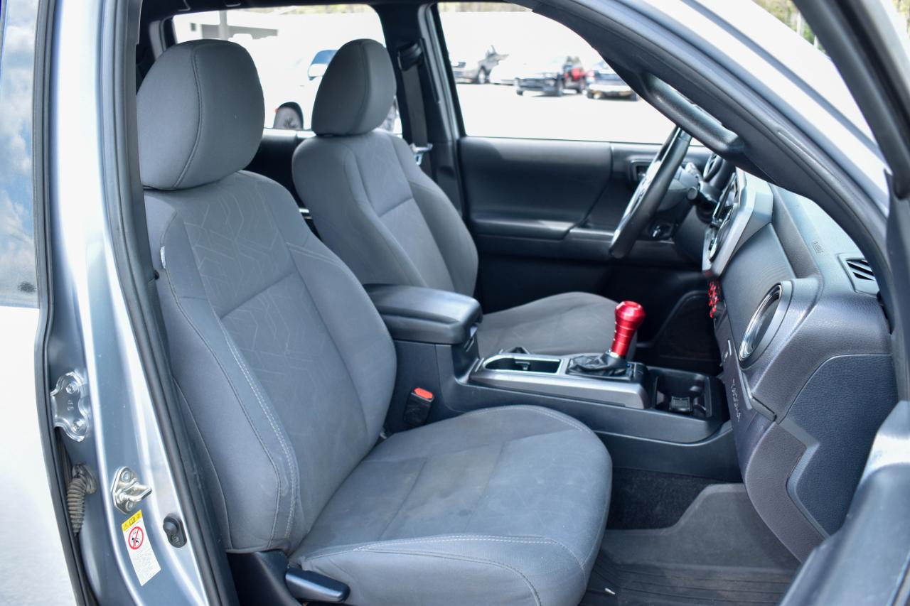 Toyota Tacoma TRD Sport Double Cab 5' Bed V6 4x4 AT (Natl) 2019