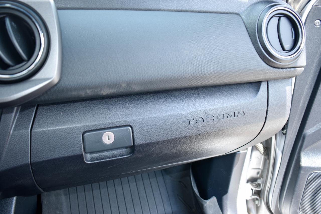 Toyota Tacoma TRD Sport Double Cab 5' Bed V6 4x4 AT (Natl) 2019