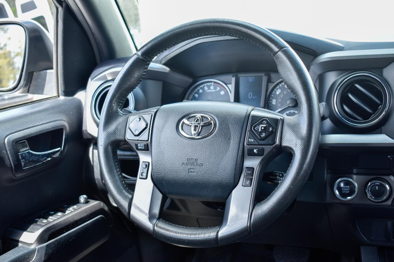 Toyota Tacoma TRD Sport Double Cab 5' Bed V6 4x4 AT (Natl) 2019