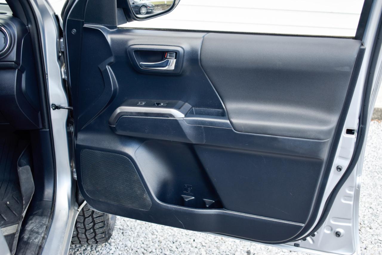 Toyota Tacoma TRD Sport Double Cab 5' Bed V6 4x4 AT (Natl) 2019