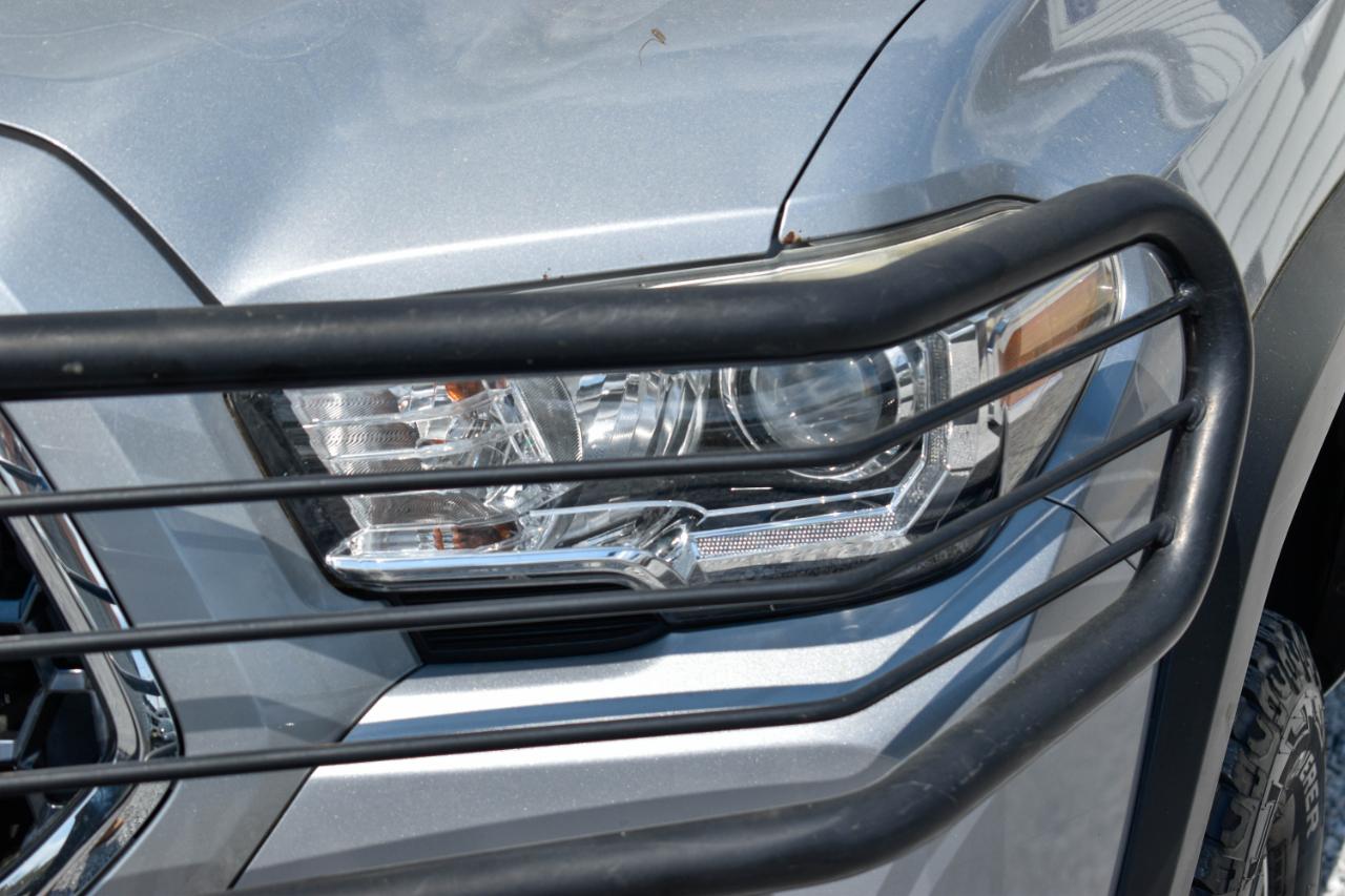 Toyota Tacoma TRD Sport Double Cab 5' Bed V6 4x4 AT (Natl) 2019