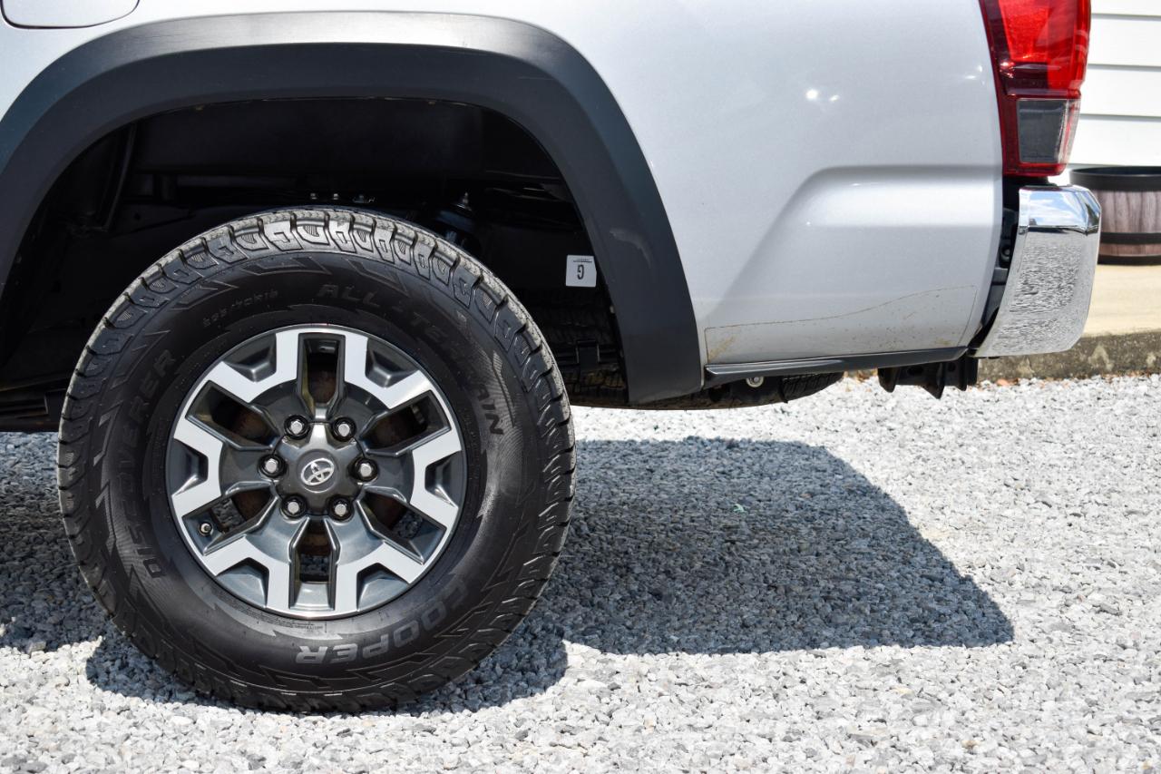 Toyota Tacoma TRD Sport Double Cab 5' Bed V6 4x4 AT (Natl) 2019