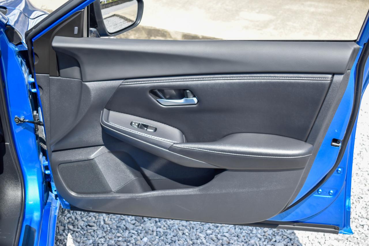 Nissan Sentra SV 2023