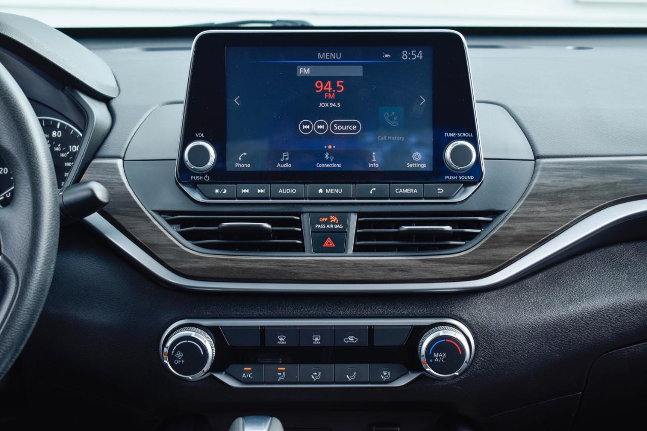 Nissan Altima 2.5 SV 2025