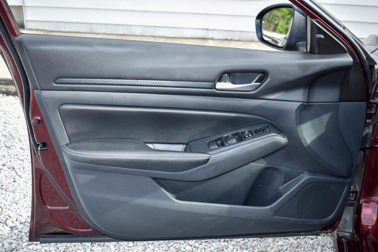 Nissan Altima 2.5 SV 2025