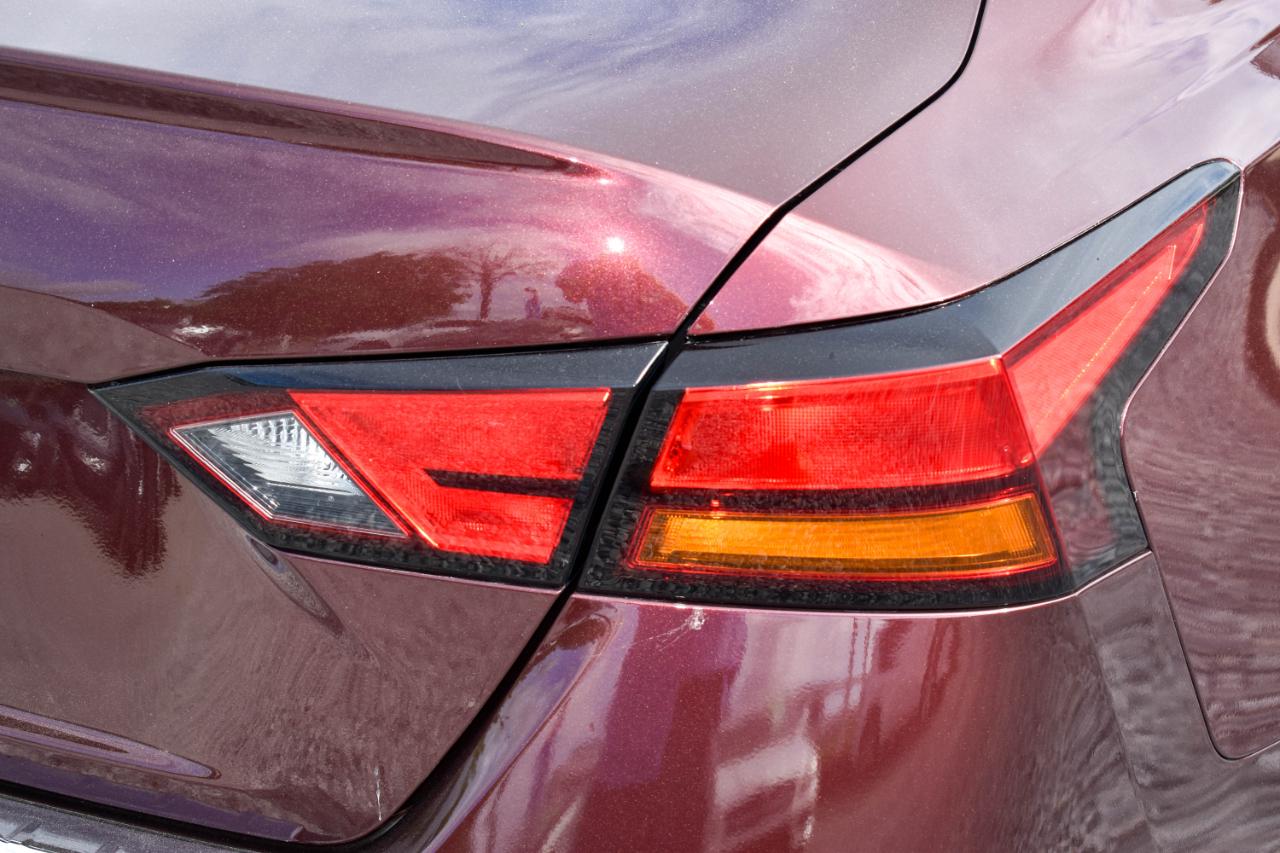 Nissan Altima 2.5 SV 2025