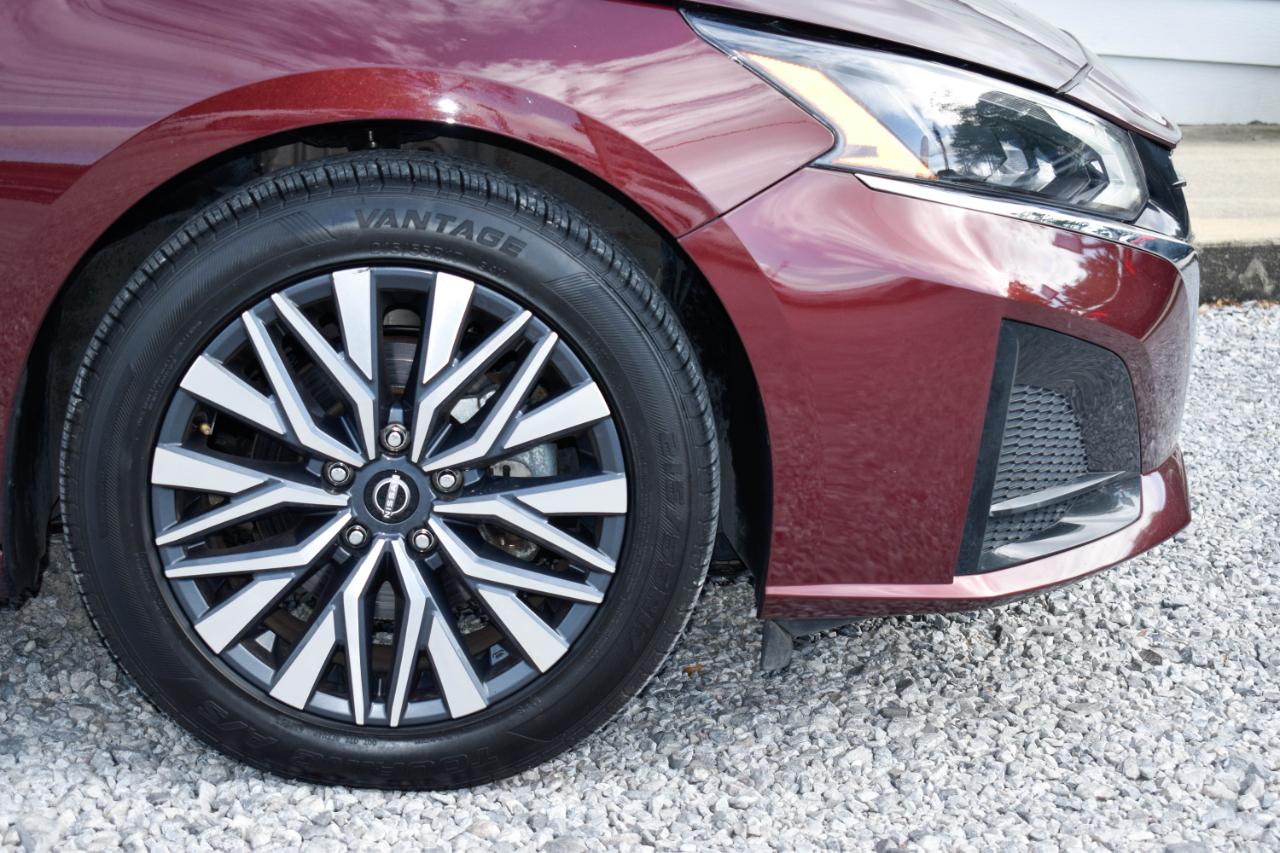 Nissan Altima 2.5 SV 2025