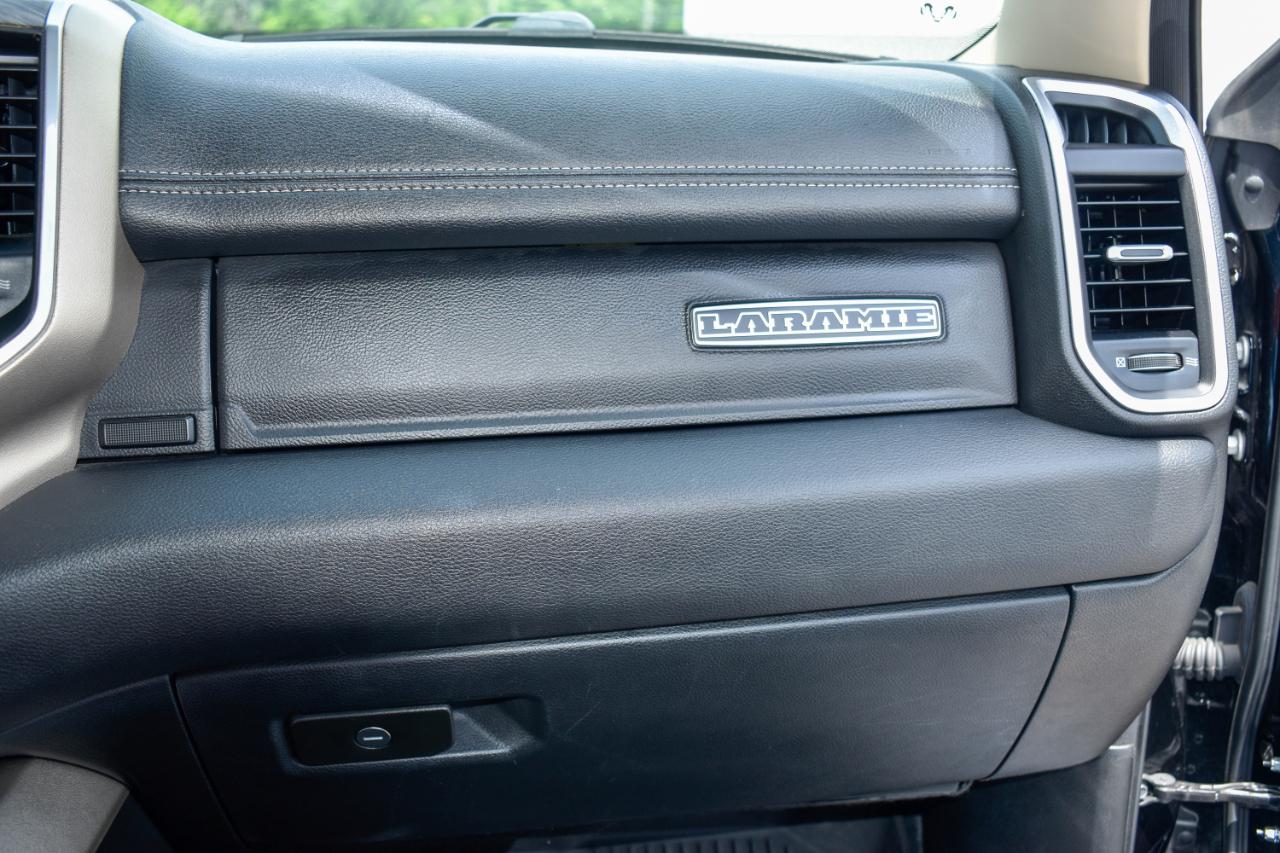 RAM 1500 Laramie Crew Cab SWB 4WD 2019