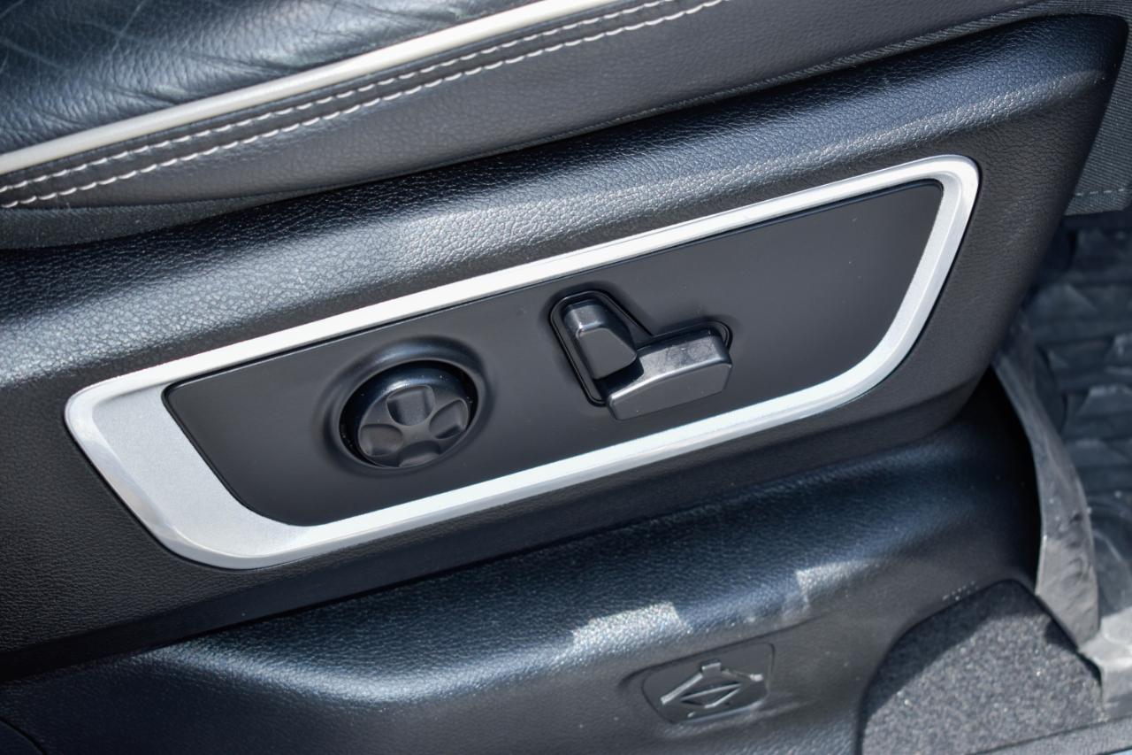 RAM 1500 Laramie Crew Cab SWB 4WD 2019