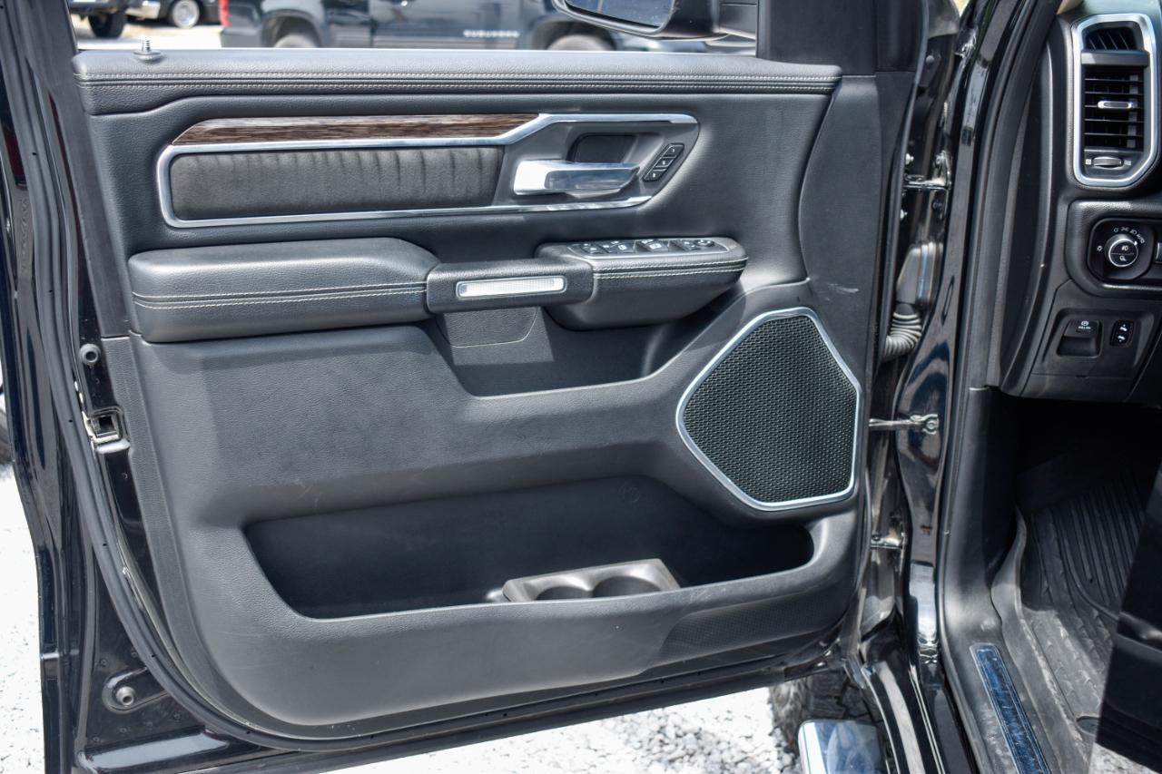 RAM 1500 Laramie Crew Cab SWB 4WD 2019