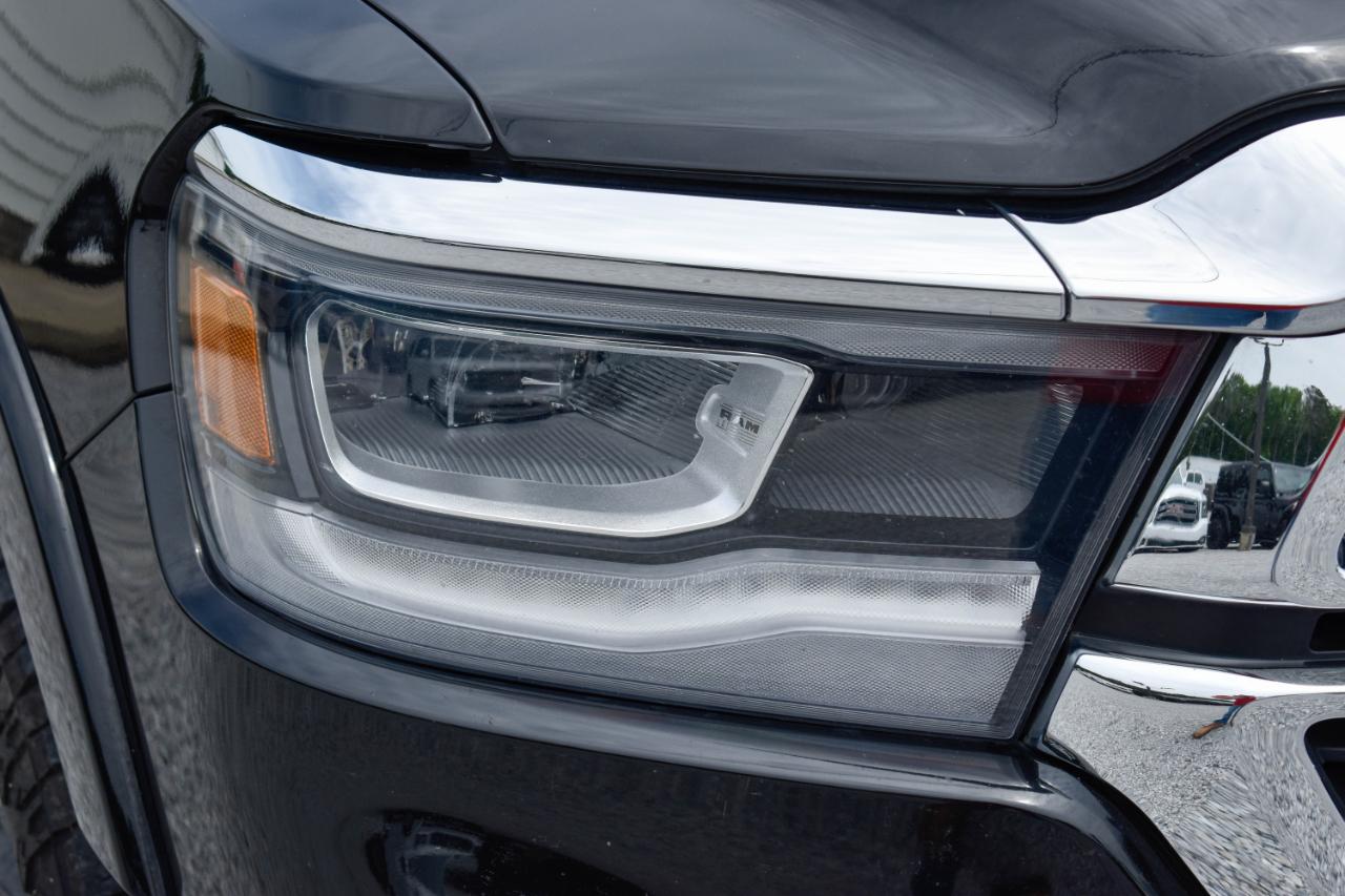 RAM 1500 Laramie Crew Cab SWB 4WD 2019