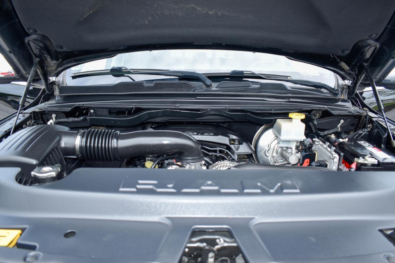 RAM 1500 Laramie Crew Cab SWB 4WD 2019