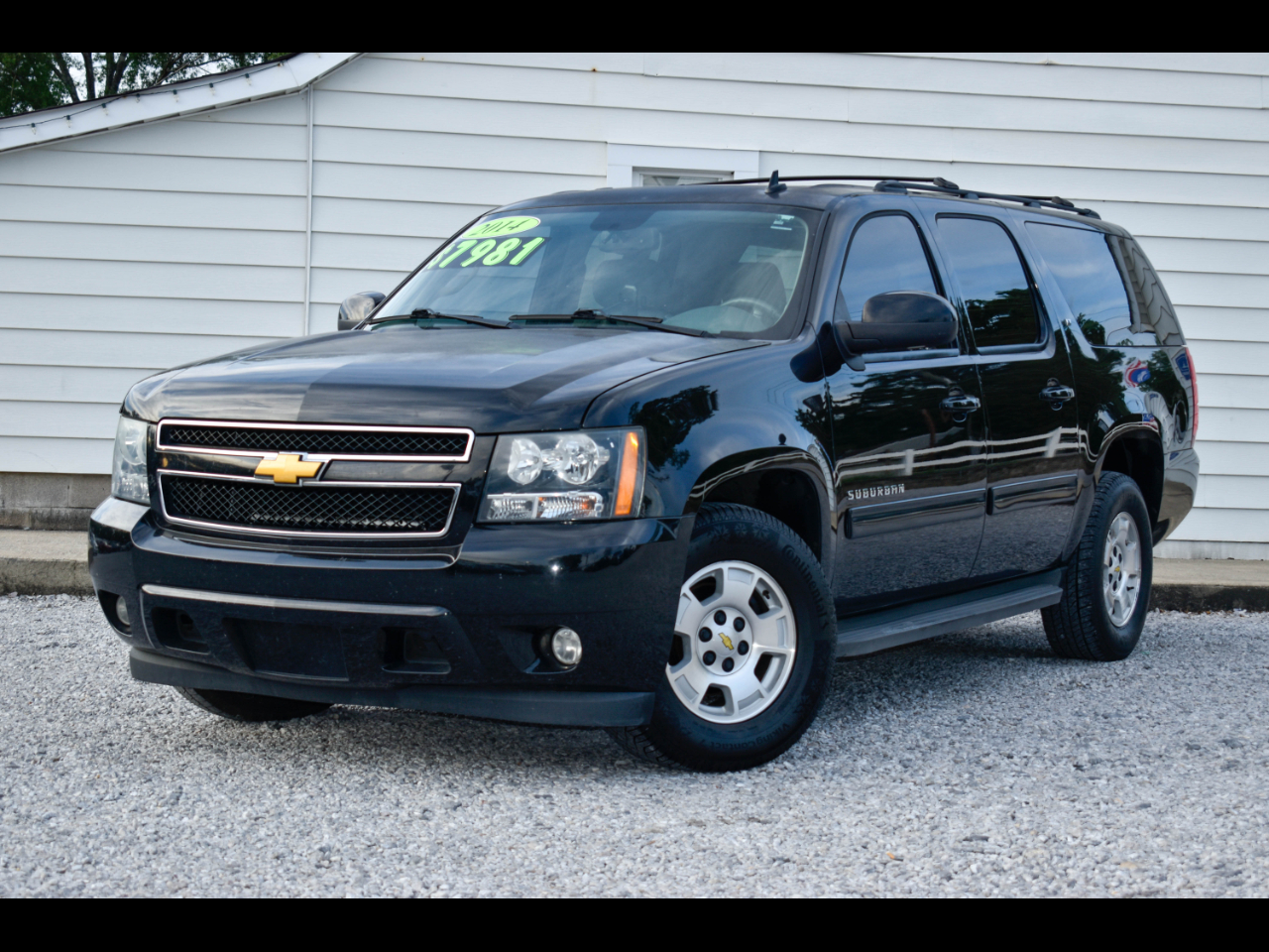 2014 Chevrolet Suburban LT 1500 2WD