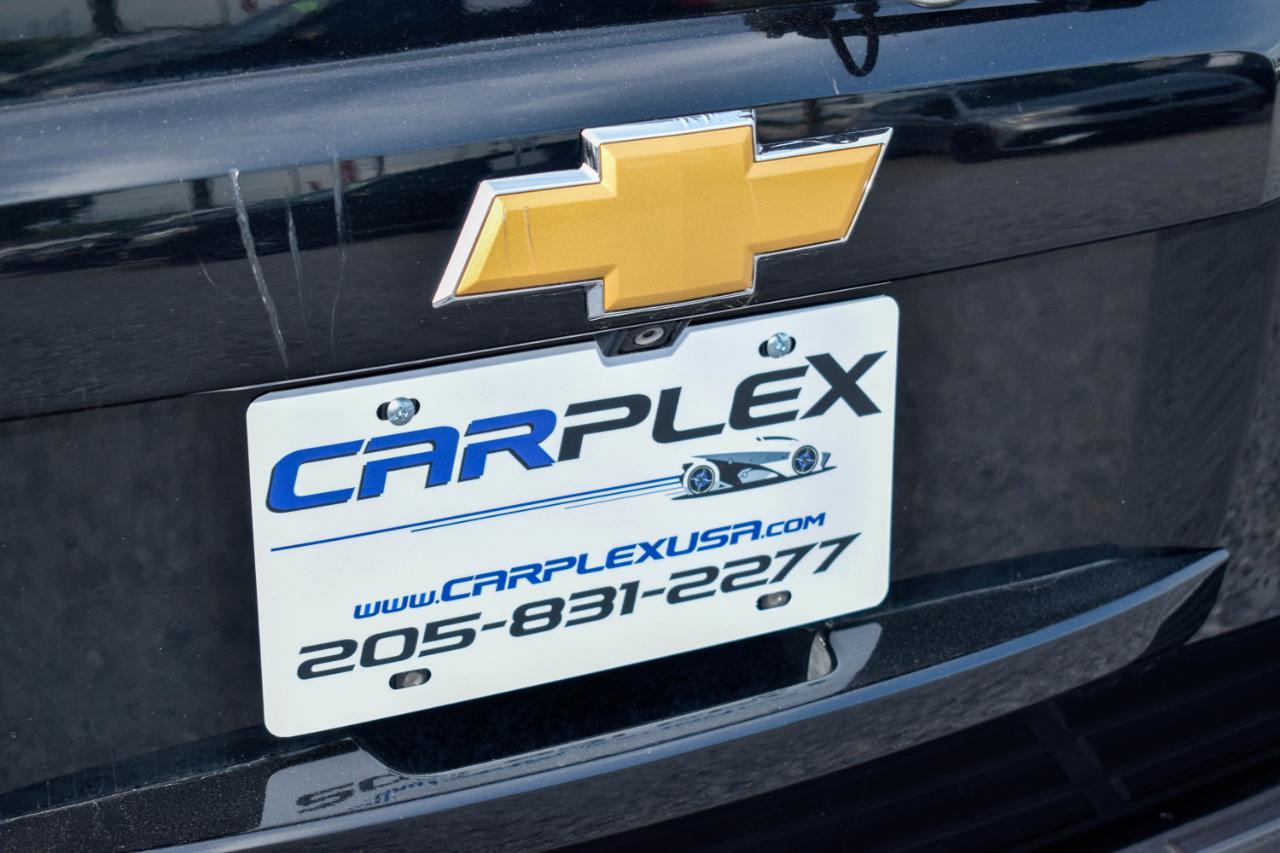 Chevrolet Suburban LT 1500 2WD 2014