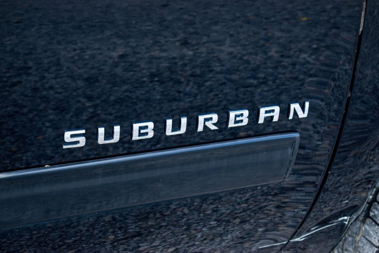 Chevrolet Suburban LT 1500 2WD 2014