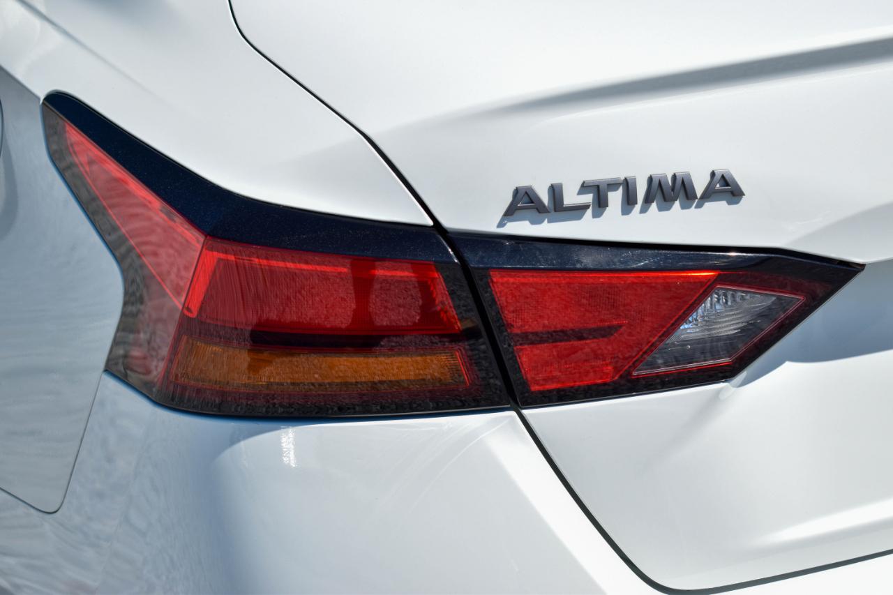 Nissan Altima 2.5 SV 2025
