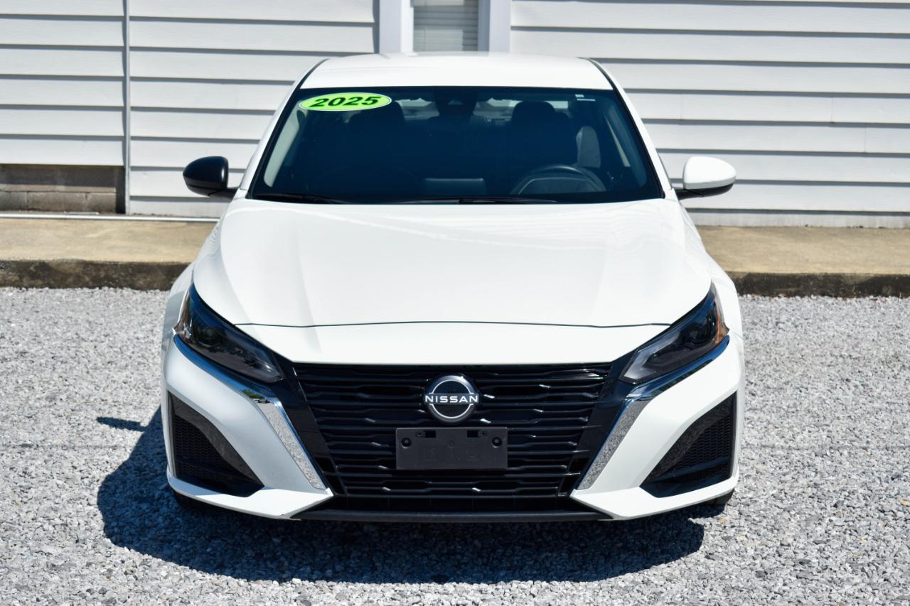 Nissan Altima 2.5 SV 2025
