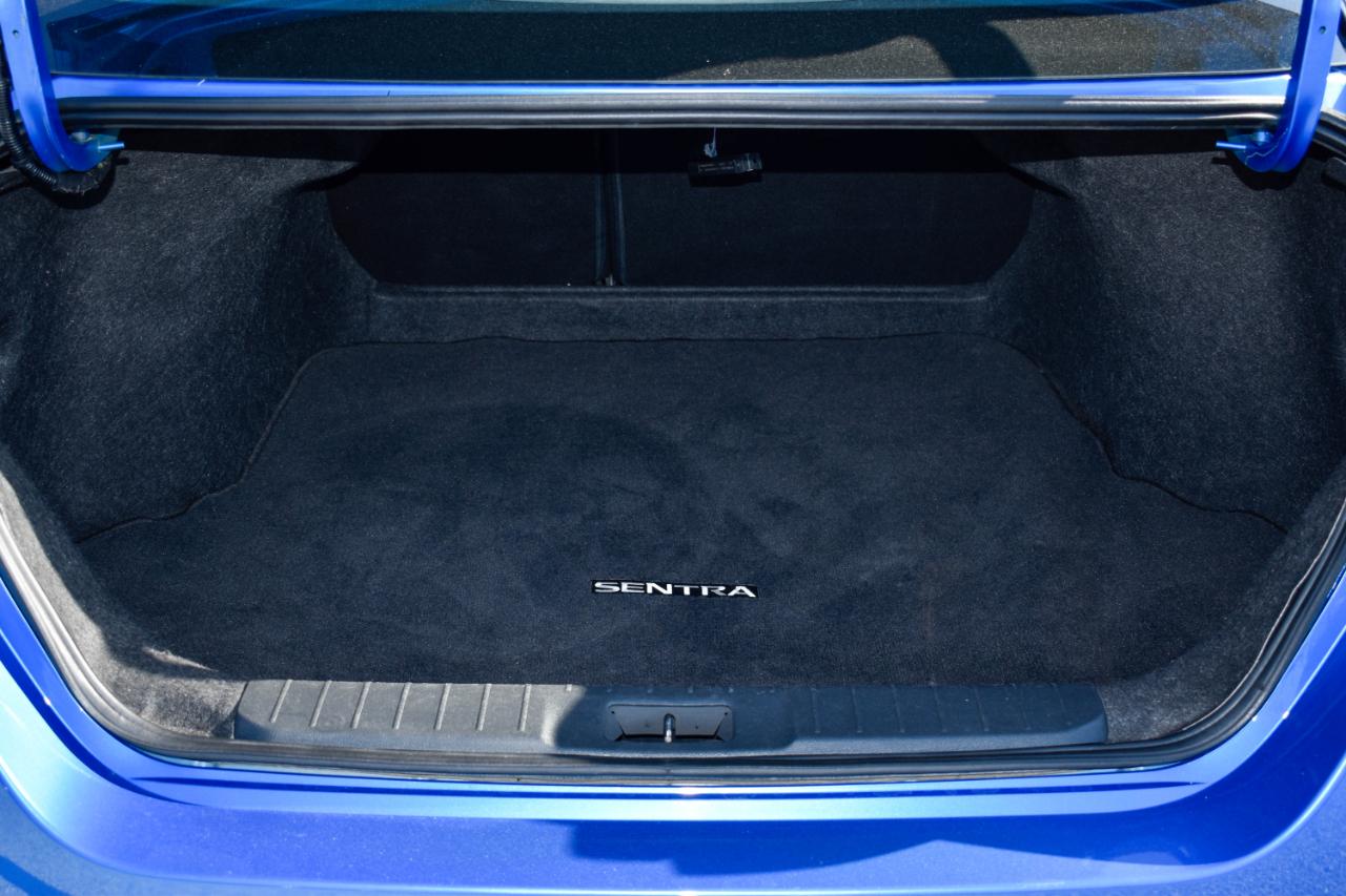 Nissan Sentra SV 2023