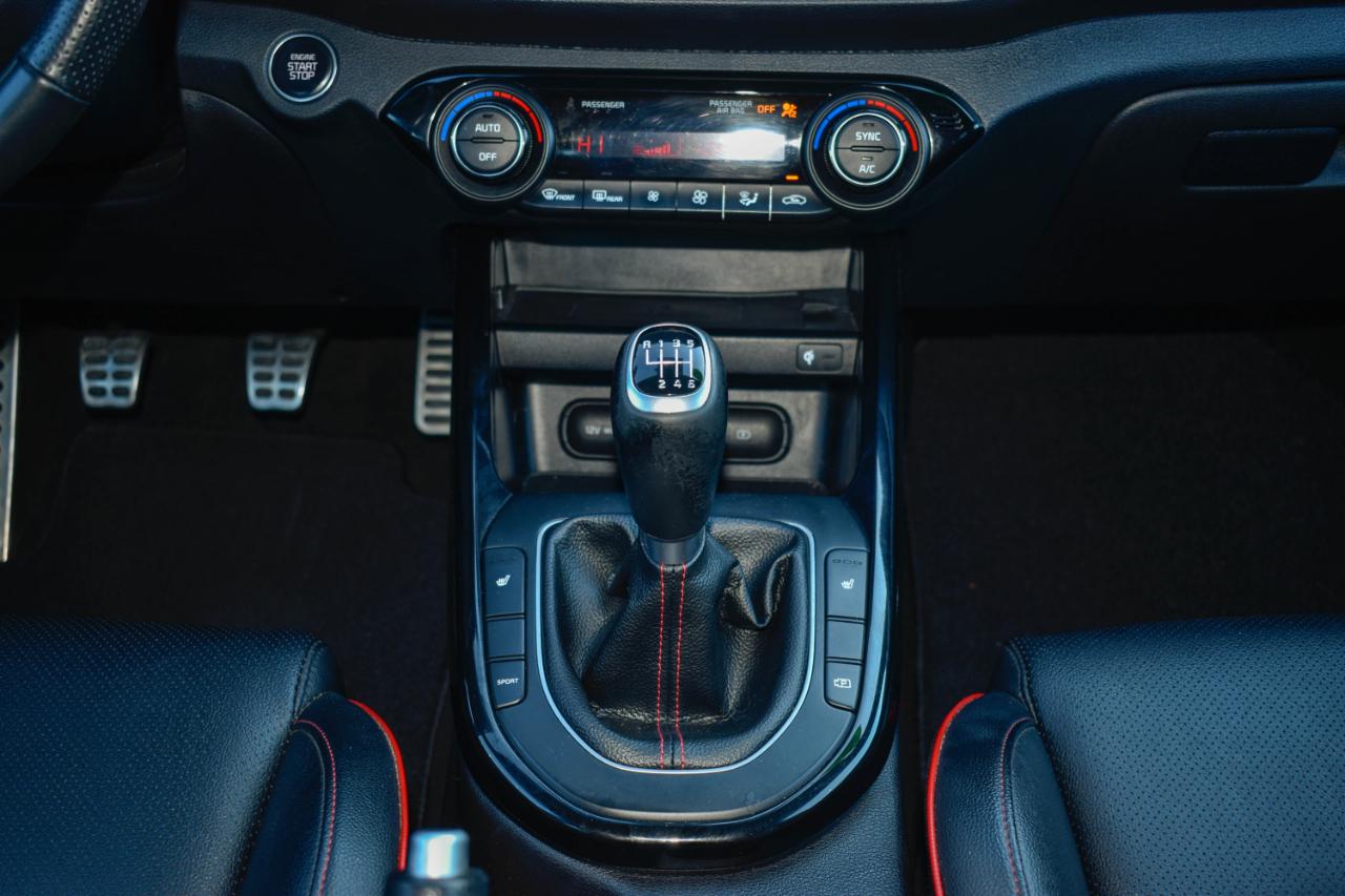 Kia Forte GT 7A 2022