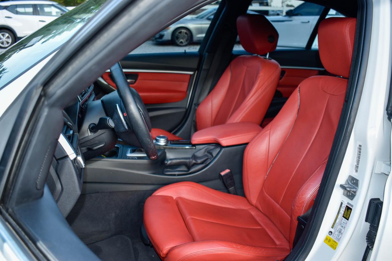 BMW 3-Series 330i SULEV Sedan 2018