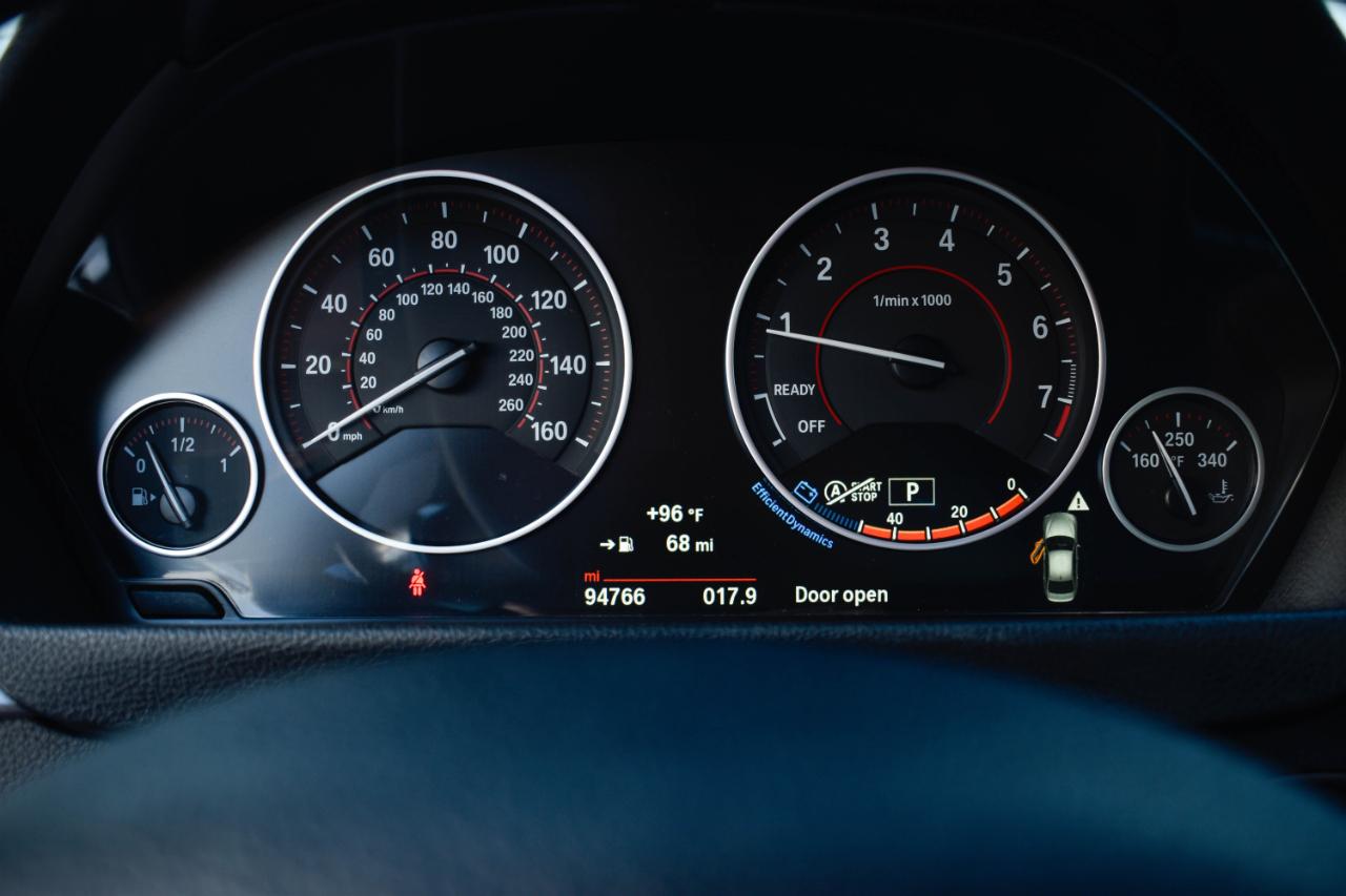 BMW 3-Series 330i SULEV Sedan 2018