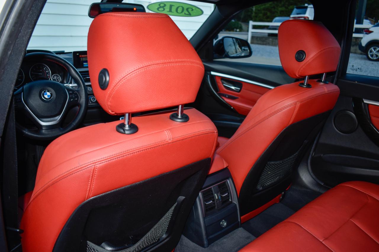 BMW 3-Series 330i SULEV Sedan 2018