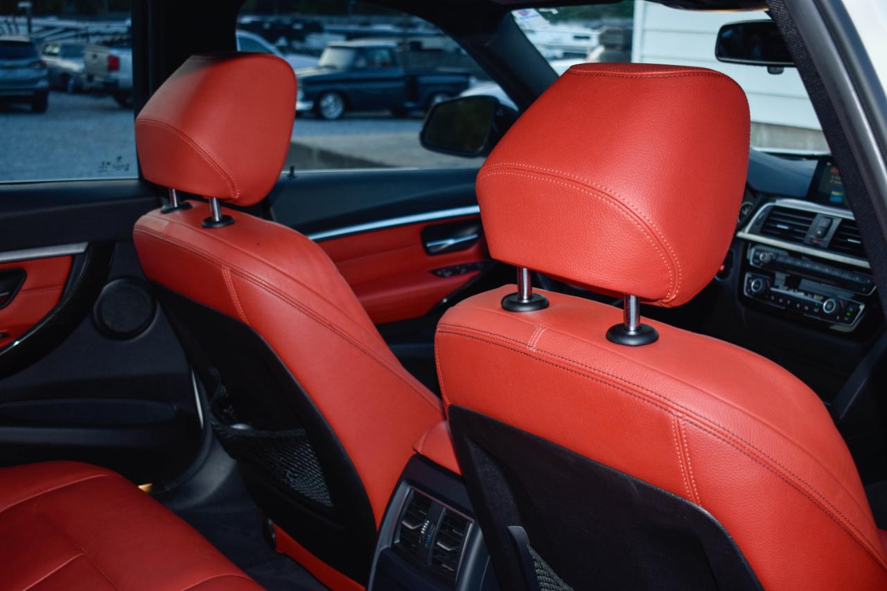 BMW 3-Series 330i SULEV Sedan 2018