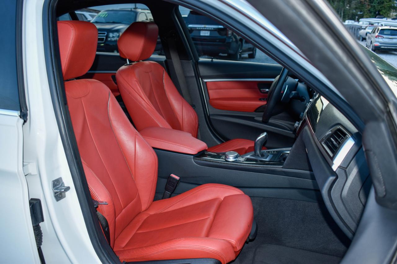 BMW 3-Series 330i SULEV Sedan 2018