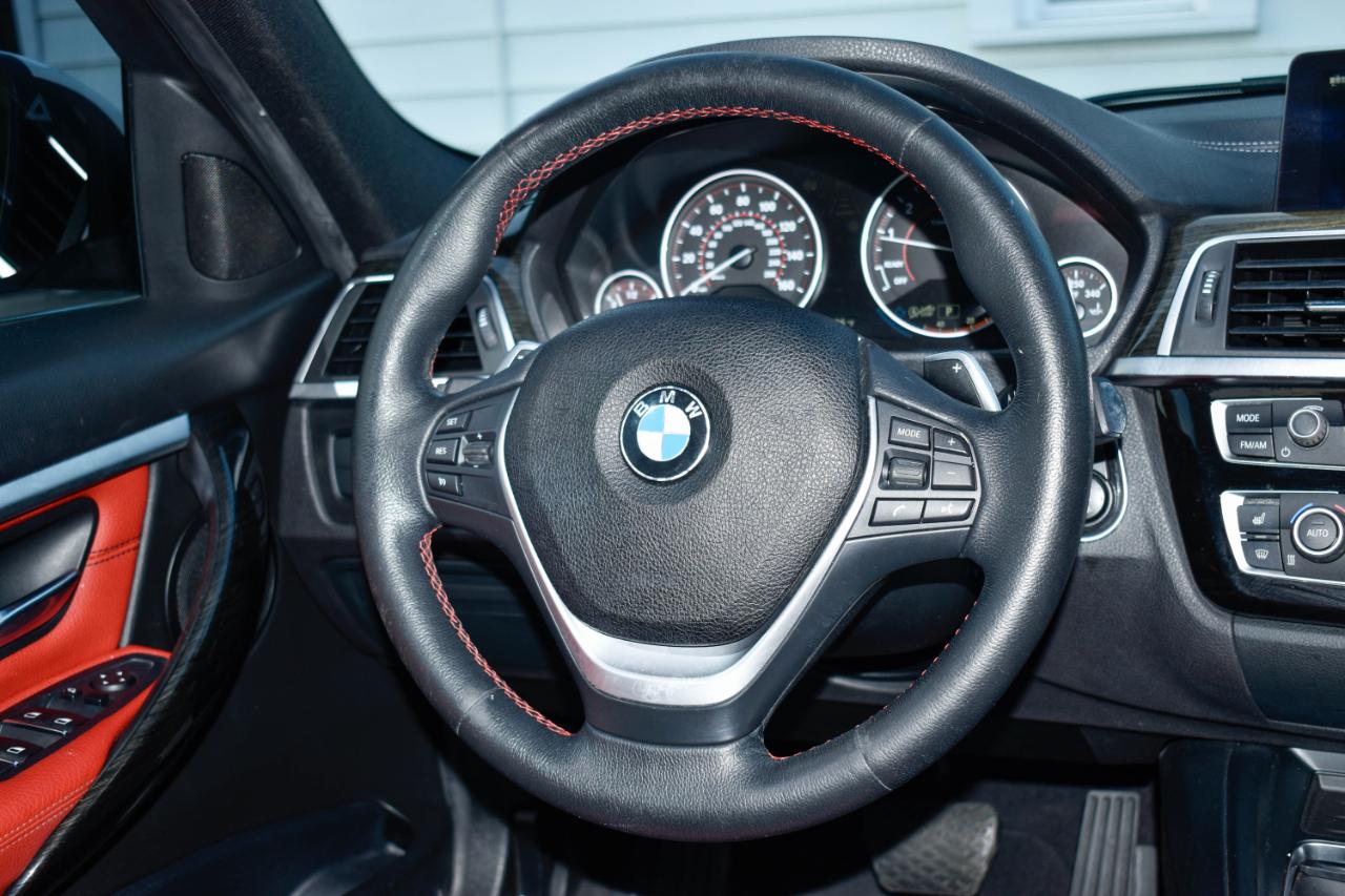 BMW 3-Series 330i SULEV Sedan 2018