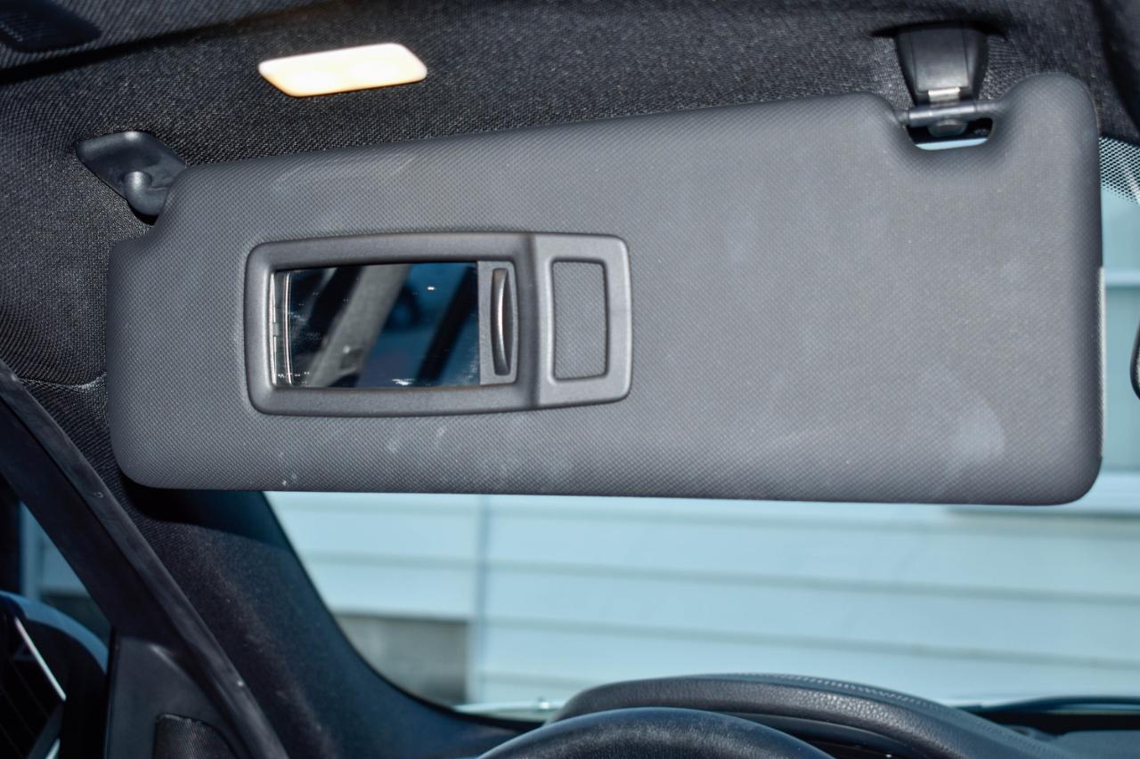 BMW 3-Series 330i SULEV Sedan 2018