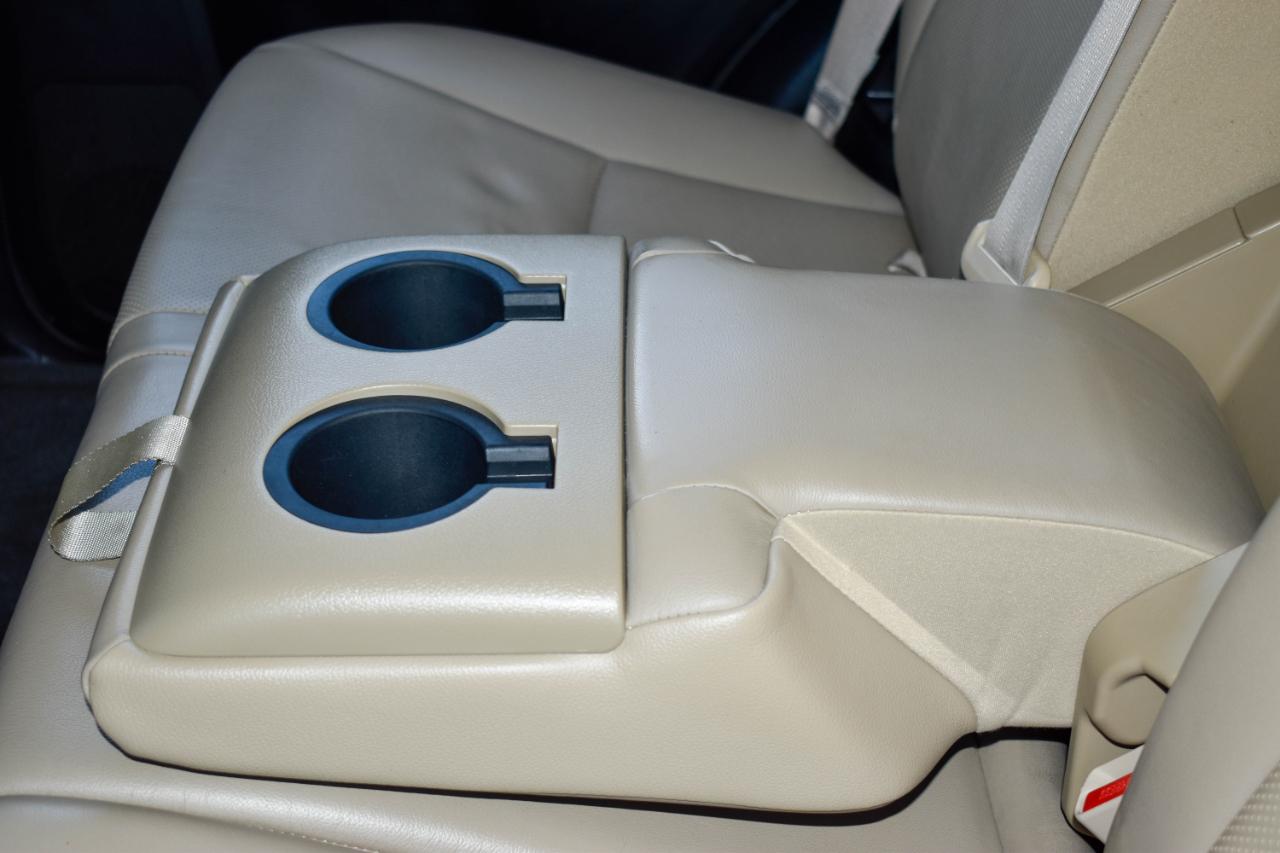 Toyota 4Runner Limited 2WD V6 2014