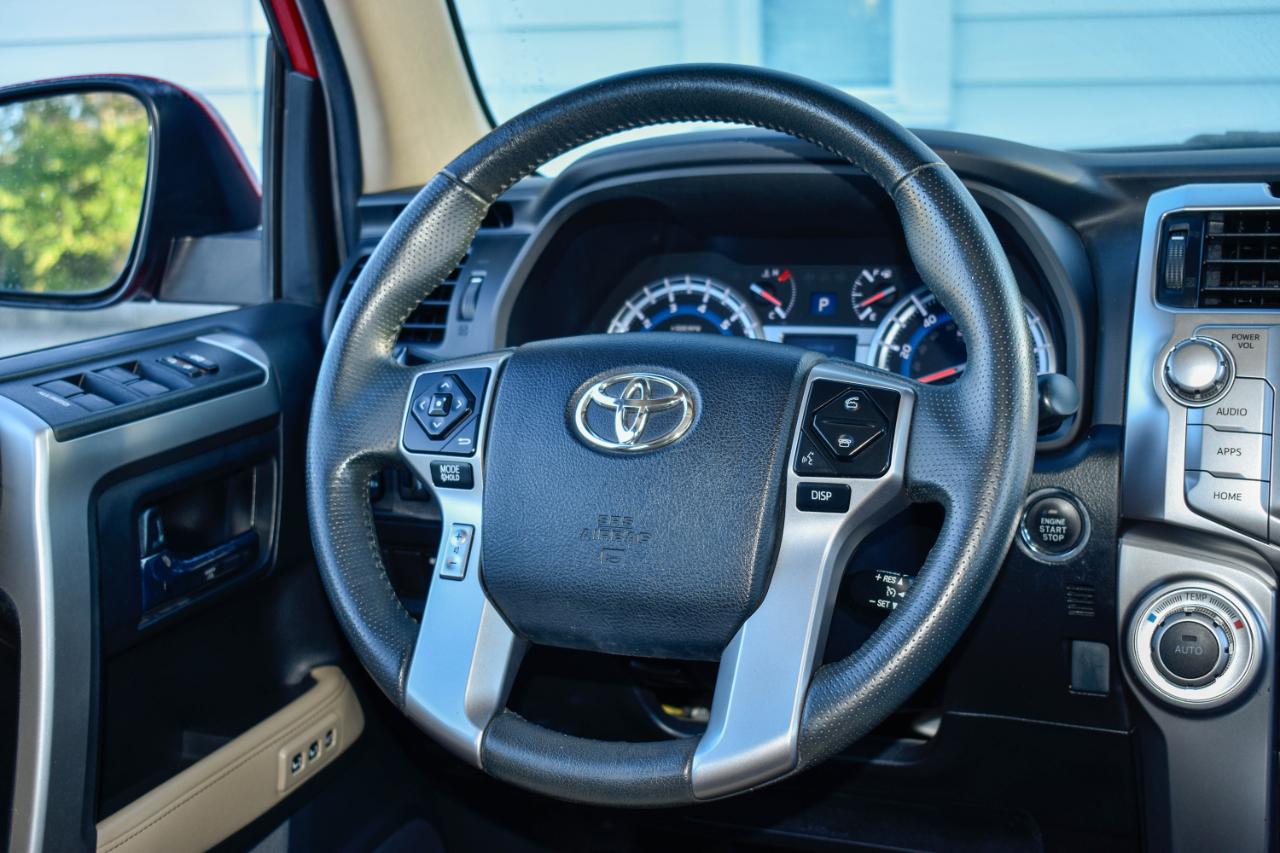 Toyota 4Runner Limited 2WD V6 2014