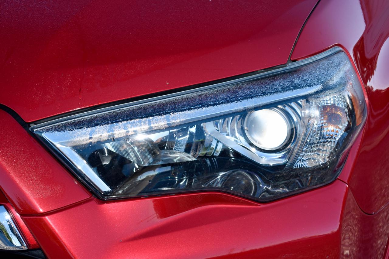 Toyota 4Runner Limited 2WD V6 2014