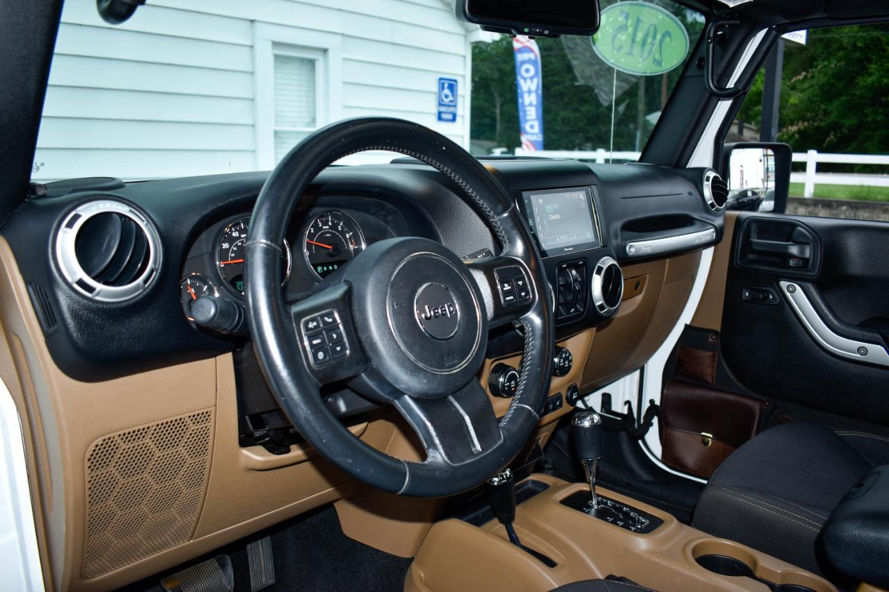 Jeep Wrangler Unlimited Sahara 4WD 2015