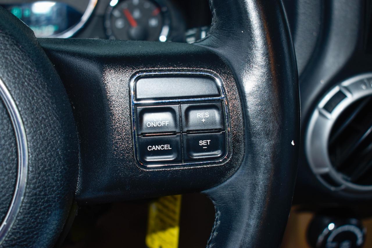 Jeep Wrangler Unlimited Sahara 4WD 2015
