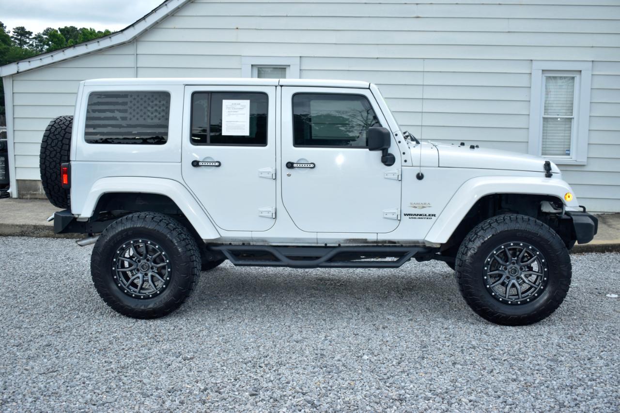 Jeep Wrangler Unlimited Sahara 4WD 2015