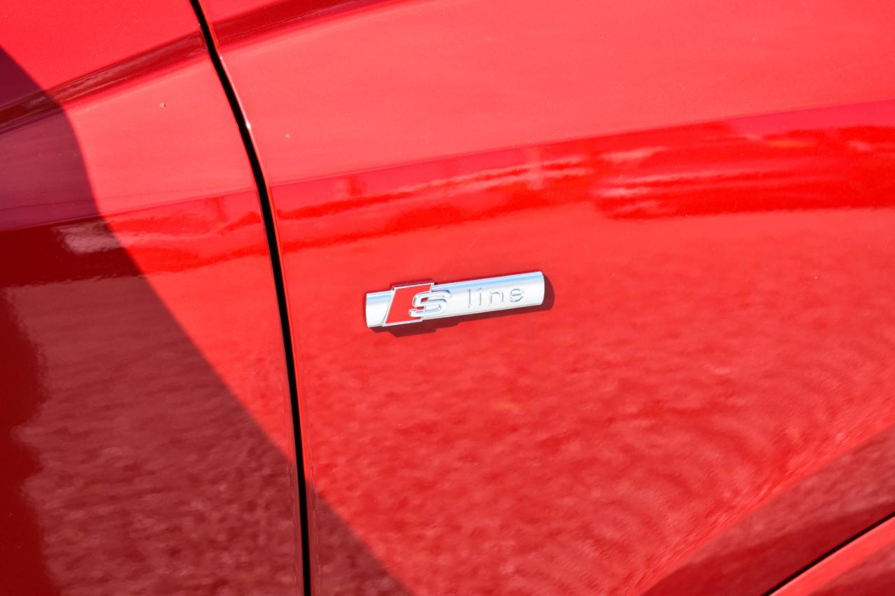 Audi Q3 S line Premium quattro 2025