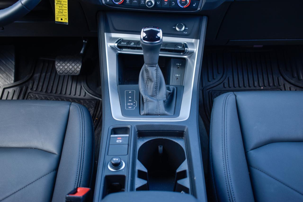Audi Q3 S line Premium quattro 2025