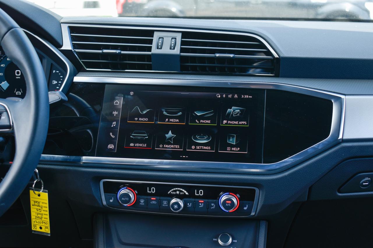 Audi Q3 S line Premium quattro 2025